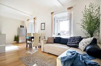 Apartment La Piazza