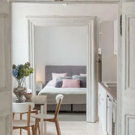 La Piazza Apartment