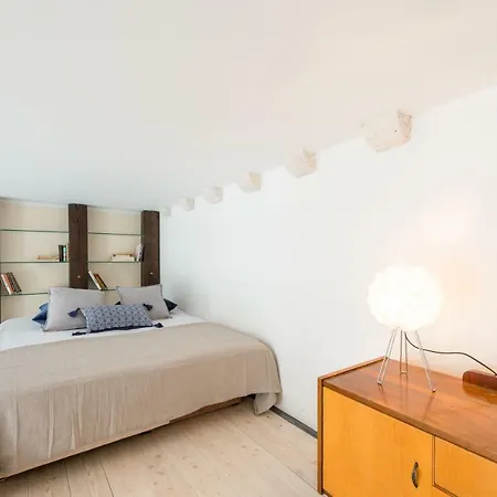 La Piazza Apartment *